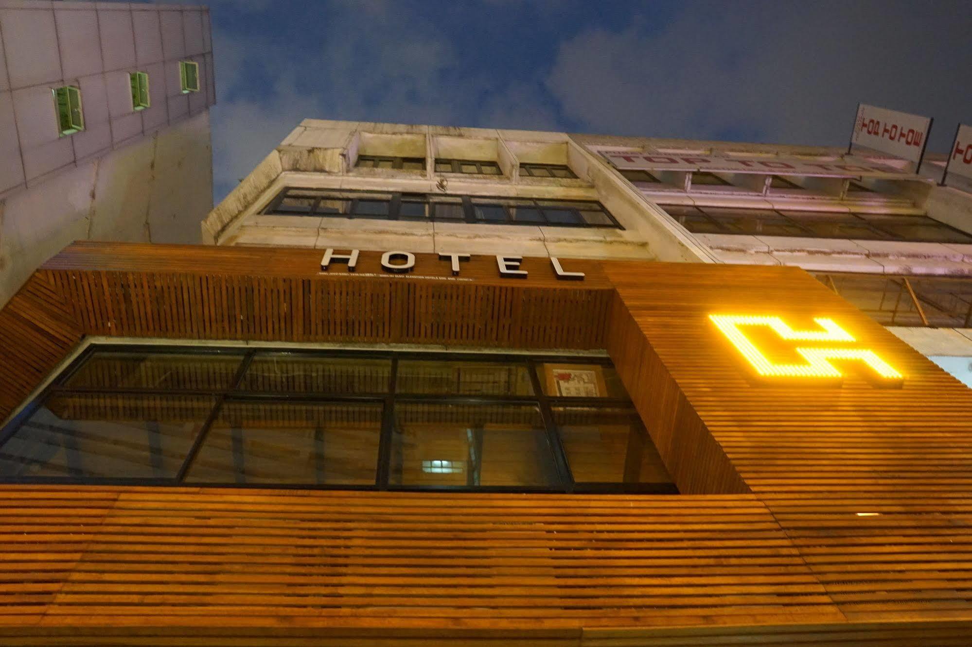 ชาวส์ โฮเต็ล Hotel กัวลาลัมเปอร์ ภายนอก รูปภาพ